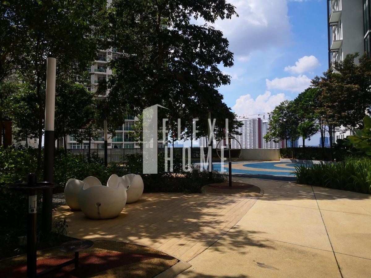 Spacious Big Room, Designed & Quiet Family Home, Eclipse In Cyberjaya By Flexihome-My Exteriér fotografie